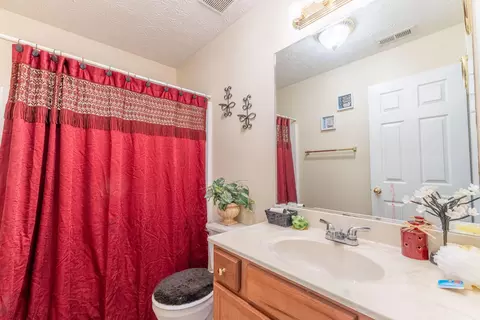 Bath - 297 Lisabella Ln, Eubank, KY 42567 photo 2 of 2