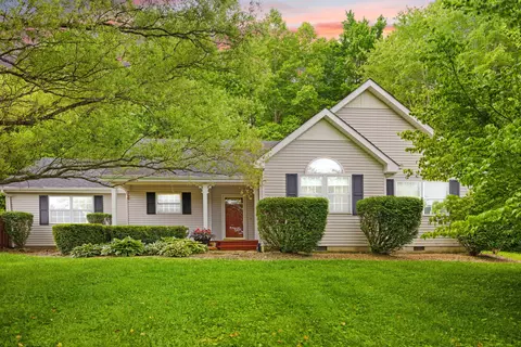 95 Hilltop Estates Rd, Morehead, KY 40351