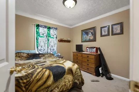 Bedroom - 616 Fraley Dr, Morehead, KY 40351 photo 4 of 6