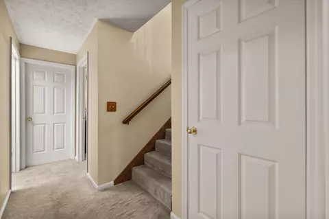Entry Way - 616 Fraley Dr, Morehead, KY 40351 photo 3 of 3