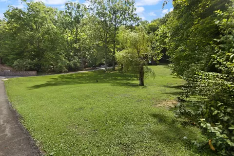 Exterior - 616 Fraley Dr, Morehead, KY 40351 photo 8 of 14