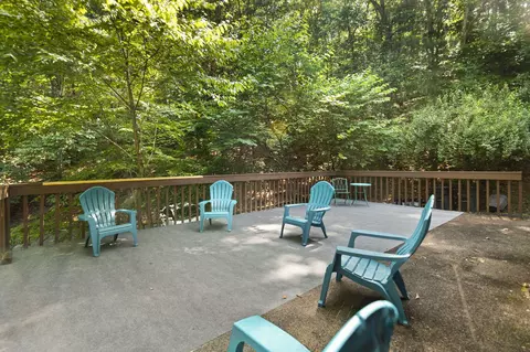 Exterior - 616 Fraley Dr, Morehead, KY 40351 photo 11 of 14