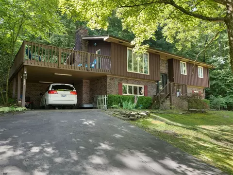 Exterior - 616 Fraley Dr, Morehead, KY 40351 photo 3 of 14