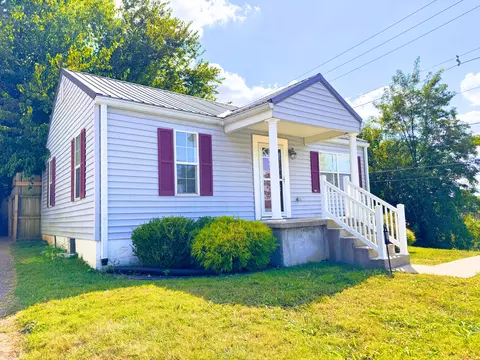 1956 Cypress St, Paris, KY 40361