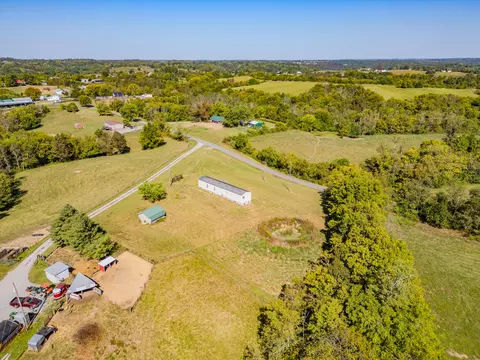 422 Thompson Rd, Lancaster, KY 40444