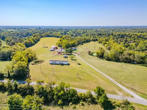 422 Thompson Rd, Lancaster, KY 40444
