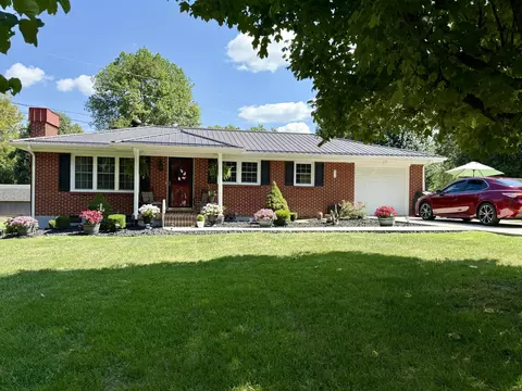 933 Lower Shirt Factory Rd, Stearns, KY 42647