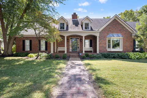 2007 Wyndamere Ln, Paris, KY 40361
