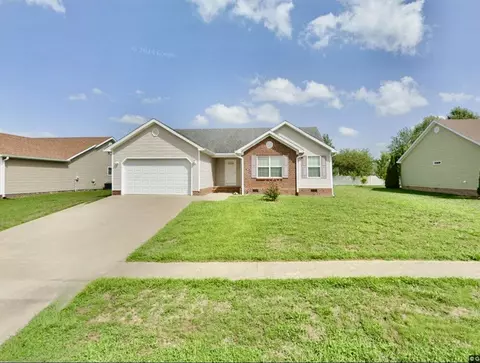 145 Chandler Dr, Danville, KY 40422