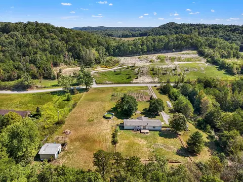 View/Area - 277 C Valley Dr, Berea, KY 40403 photo 5 of 6