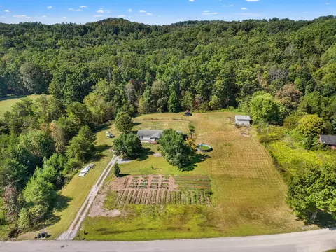 View/Area - 277 C Valley Dr, Berea, KY 40403 photo 2 of 6