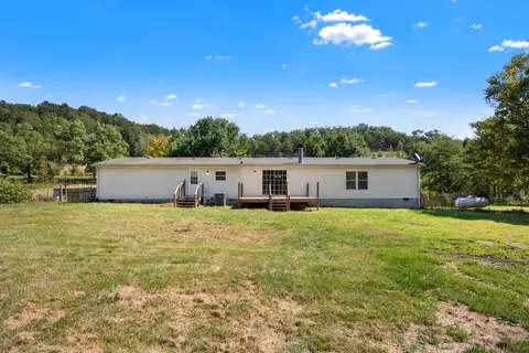 Exterior - 277 C Valley Dr, Berea, KY 40403 photo 5 of 6