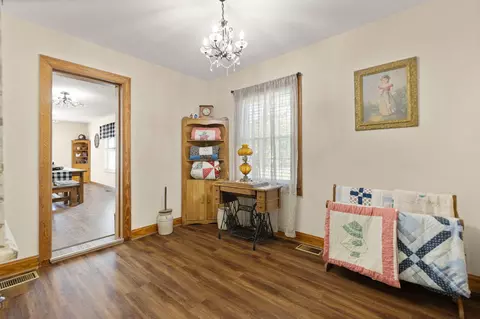 Entry Way - 134 E College Ave, Stanton, KY 40380 photo 5 of 6