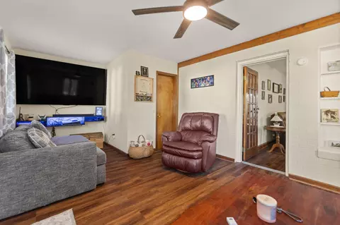Living - 134 E College Ave, Stanton, KY 40380 photo 2 of 4