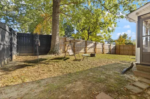 Exterior - 134 E College Ave, Stanton, KY 40380 photo 10 of 15