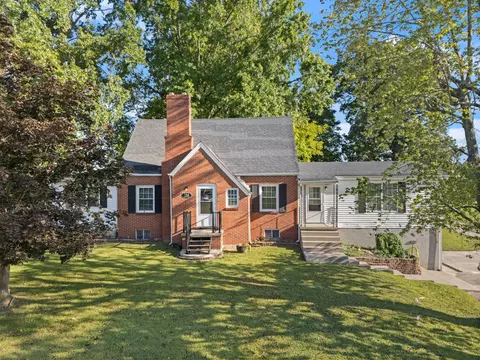 Exterior - 134 E College Ave, Stanton, KY 40380 photo 12 of 15