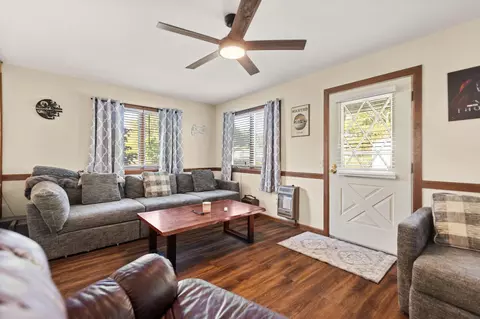 Living - 134 E College Ave, Stanton, KY 40380 photo 4 of 4