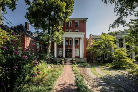 441 W 2nd St, Lexington, KY 40507