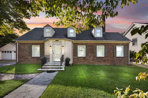 242 Henry Clay Blvd, Lexington, KY 40502