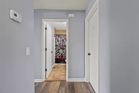 Entry Way - 151 Ruby Ln, Irvine, KY 40336 photo 5 of 5