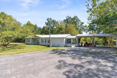 2239 Old State Rd, Olympia, KY 40358