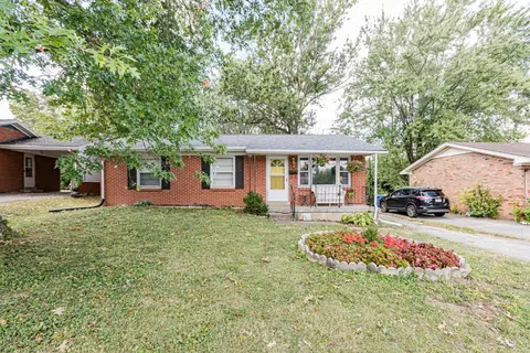 422 Moss Dr, Lexington, KY 40505
