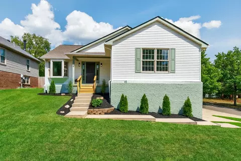 4712 Hartland Pkwy, Lexington, KY 40515