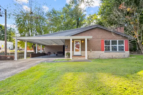107 Lovelace St, London, KY 40741