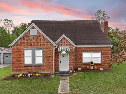 599 1651 Hwy, Whitley City, KY 42653