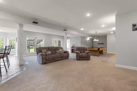 Living - 112 Cherry Hill Dr, Georgetown, KY 40324 photo 5 of 6