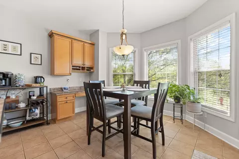 Dining - 112 Cherry Hill Dr, Georgetown, KY 40324 photo 2 of 3