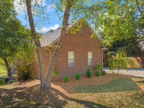 Exterior - 112 Cherry Hill Dr, Georgetown, KY 40324 photo 12 of 15