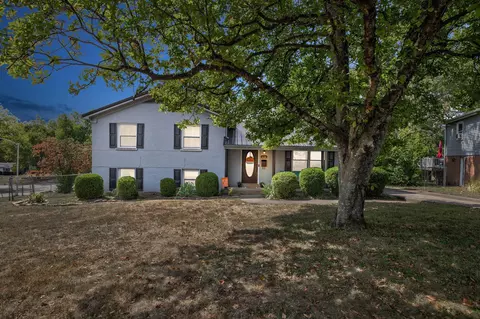 3409 Elmendorf Pl, Lexington, KY 40517