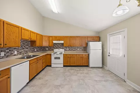 Kitchen - 132 Rodeo Dr, Georgetown, KY 40324 photo 1 of 4