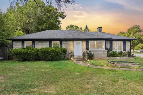 901 Lane Allen, Lexington, KY 40504