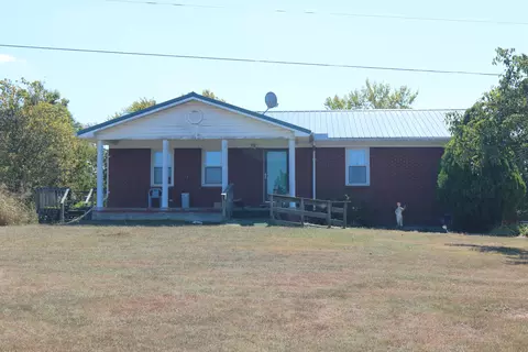 2706 Locust Grove Rd, Carlisle, KY 40311