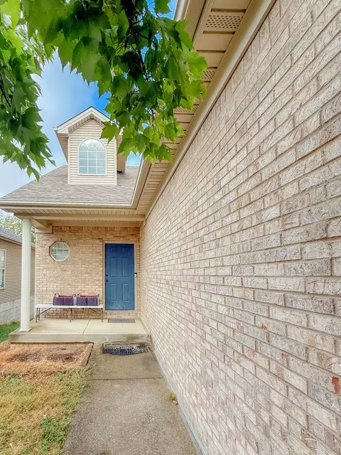 2513 Sun Seeker Ct, Lexington, KY 40503