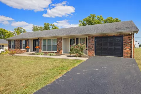 525 Scenic Dr, Harrodsburg, KY 40330