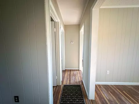 Entry Way - 411 Ky-3085, Flat Lick, KY 40935 photo 2 of 3