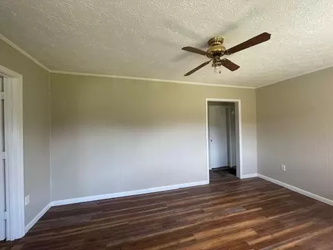 Living - 411 Ky-3085, Flat Lick, KY 40935 photo 1 of 5