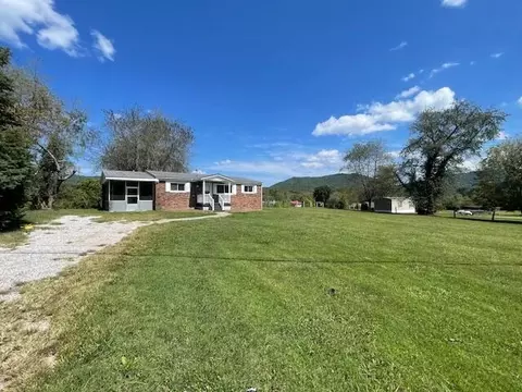 Exterior - 411 Ky-3085, Flat Lick, KY 40935 photo 2 of 7