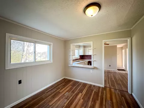 Dining - 411 Ky-3085, Flat Lick, KY 40935 photo 1 of 1