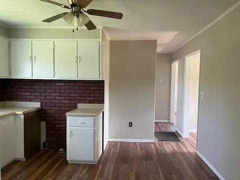 Entry Way - 411 Ky-3085, Flat Lick, KY 40935 photo 1 of 3