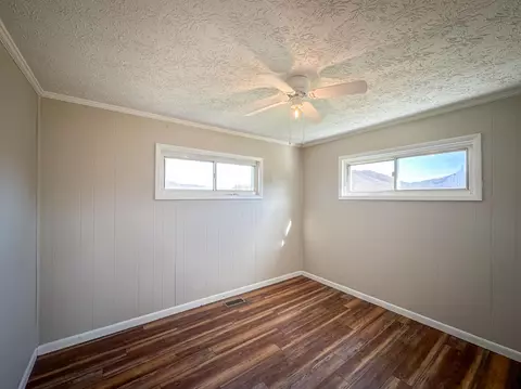 Bedroom - 411 Ky-3085, Flat Lick, KY 40935 photo 6 of 7