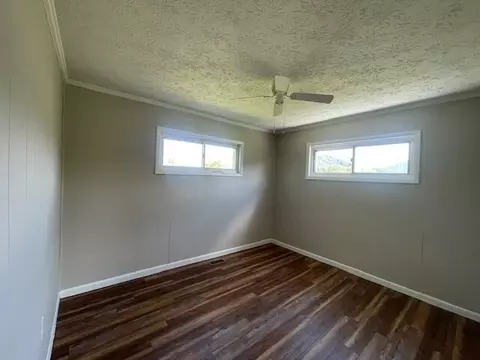 Bedroom - 411 Ky-3085, Flat Lick, KY 40935 photo 1 of 7