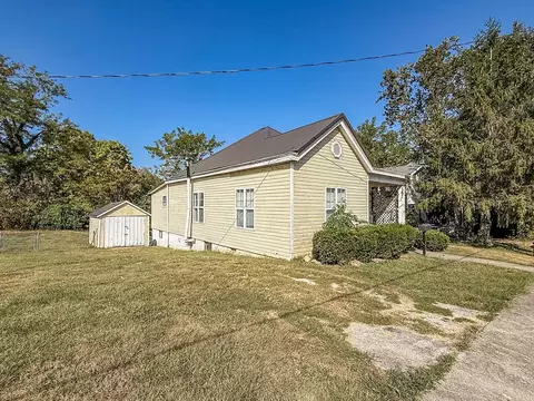 231 Parrish Ave, Paris, KY 40361 photo 3