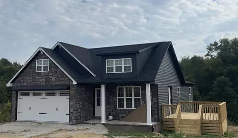 85 Queens Dr, East Bernstadt, KY 40729