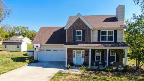 106 Elk Dr, Stamping Ground, KY 40379