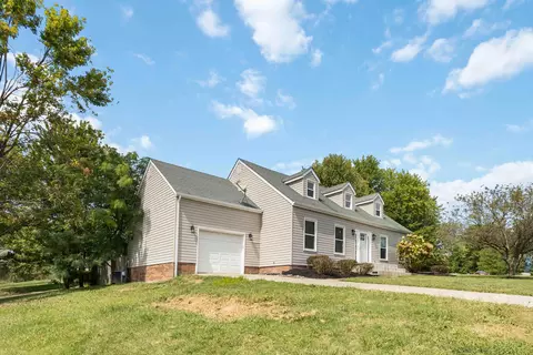 2016 Greentree Dr, Richmond, KY 40475