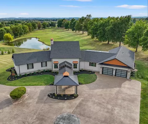 108 Brightleaf Dr, Harrodsburg, KY 40330